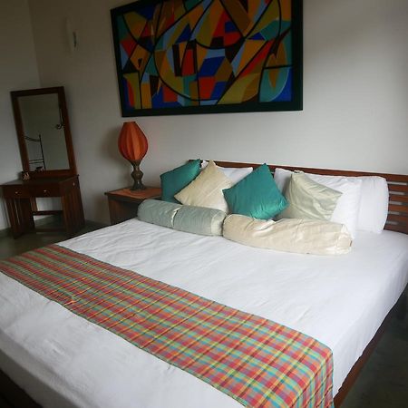 Yoho Home Away Home Kandy Buitenkant foto