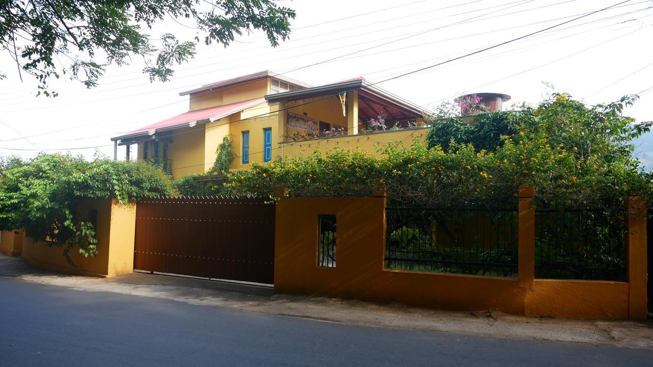 Yoho Home Away Home Kandy Buitenkant foto