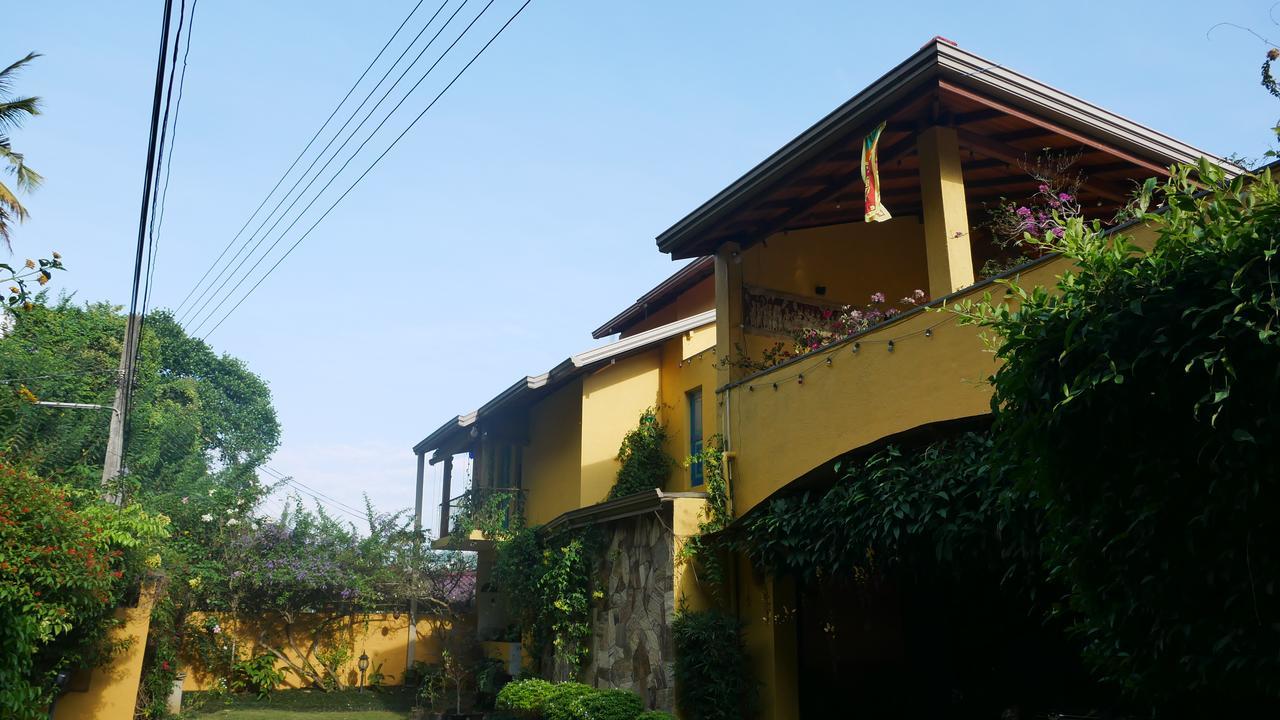 Yoho Home Away Home Kandy Buitenkant foto